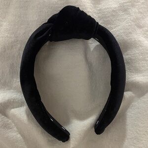 Lele Sadoughi Classic Black Knotted Headband